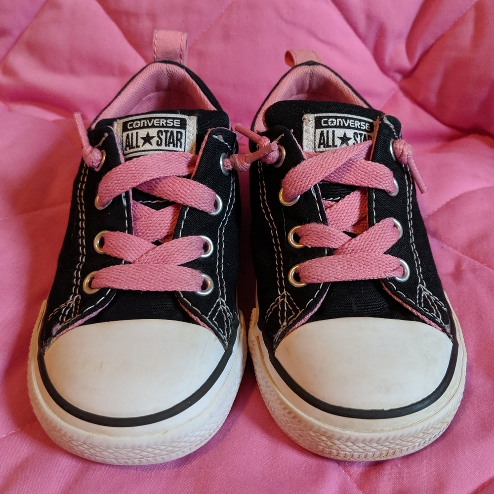 Black & Pink kids Converse-All Star Sneakers